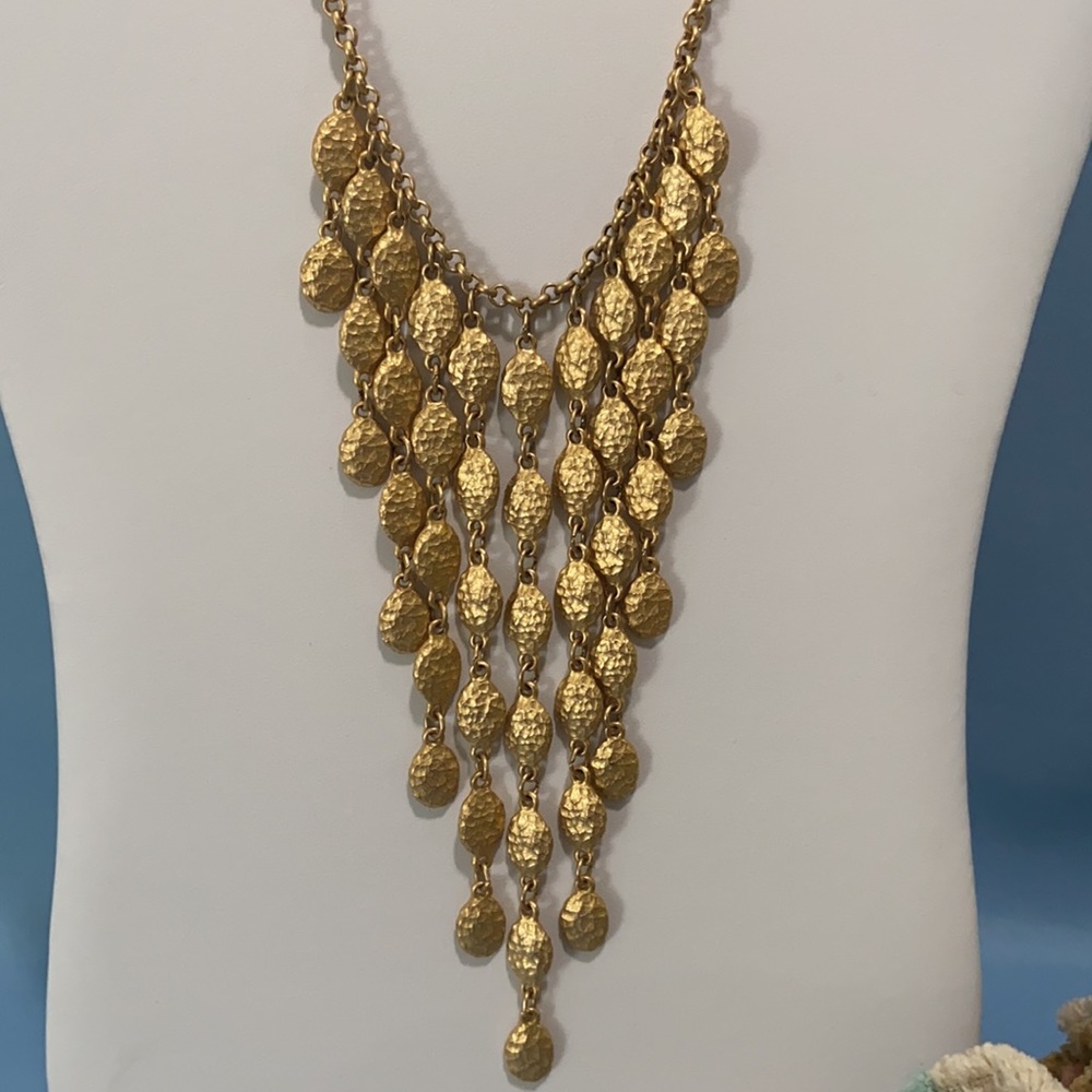 Gold tone necklace